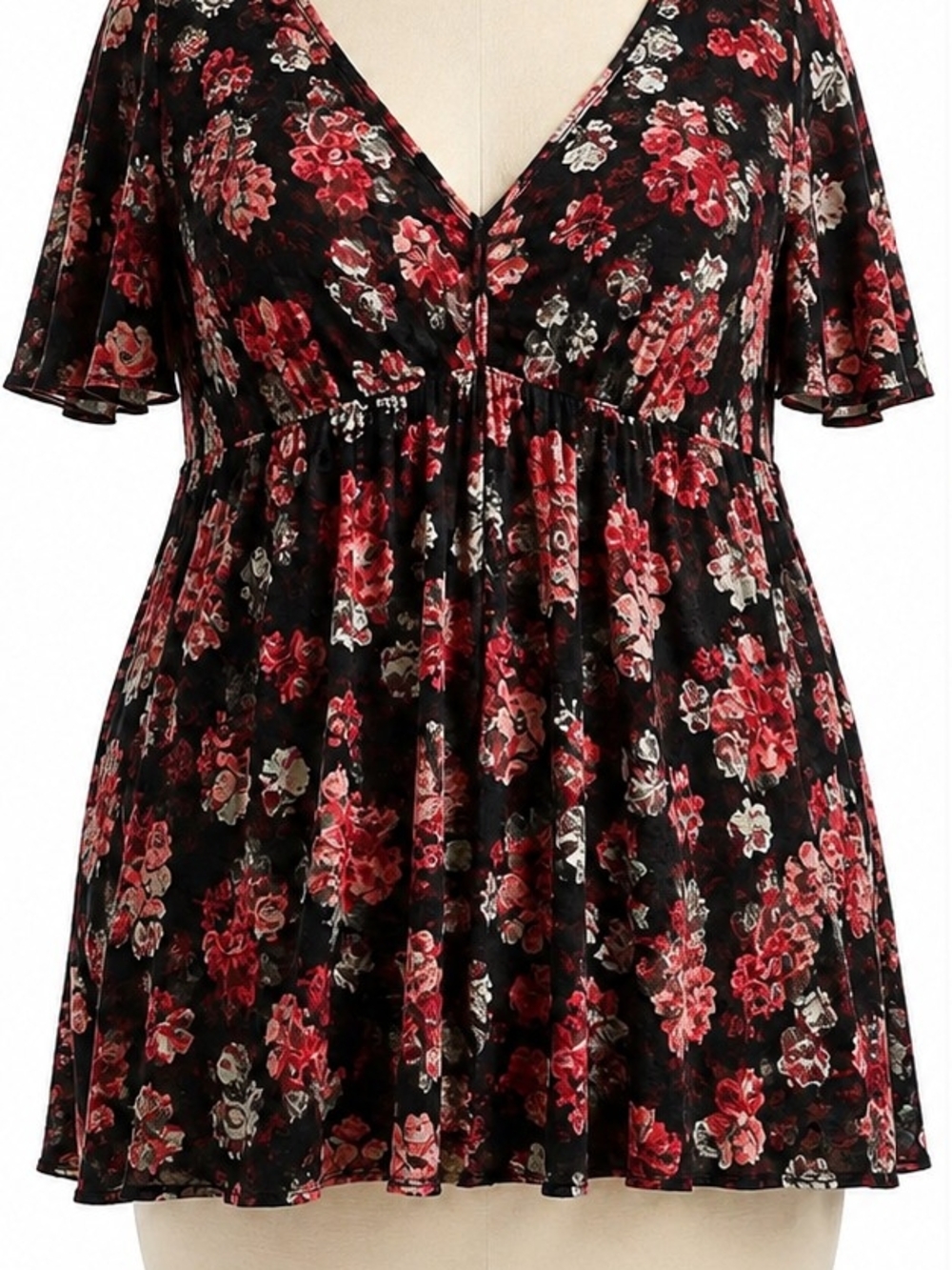 NWOT Torrid Floral V-Neck Top Size 4 (26)